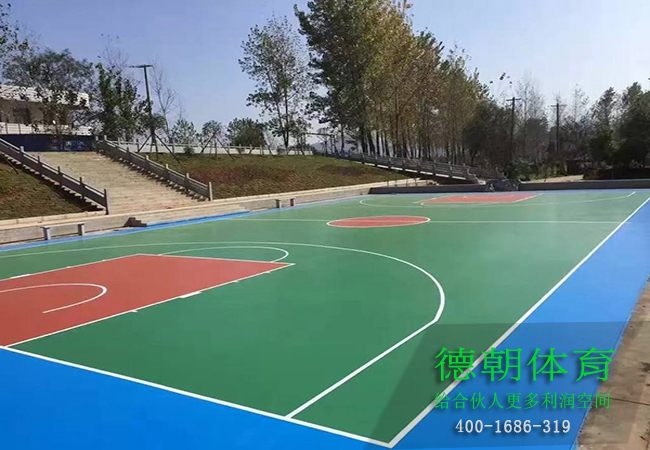 室外塑膠籃球場