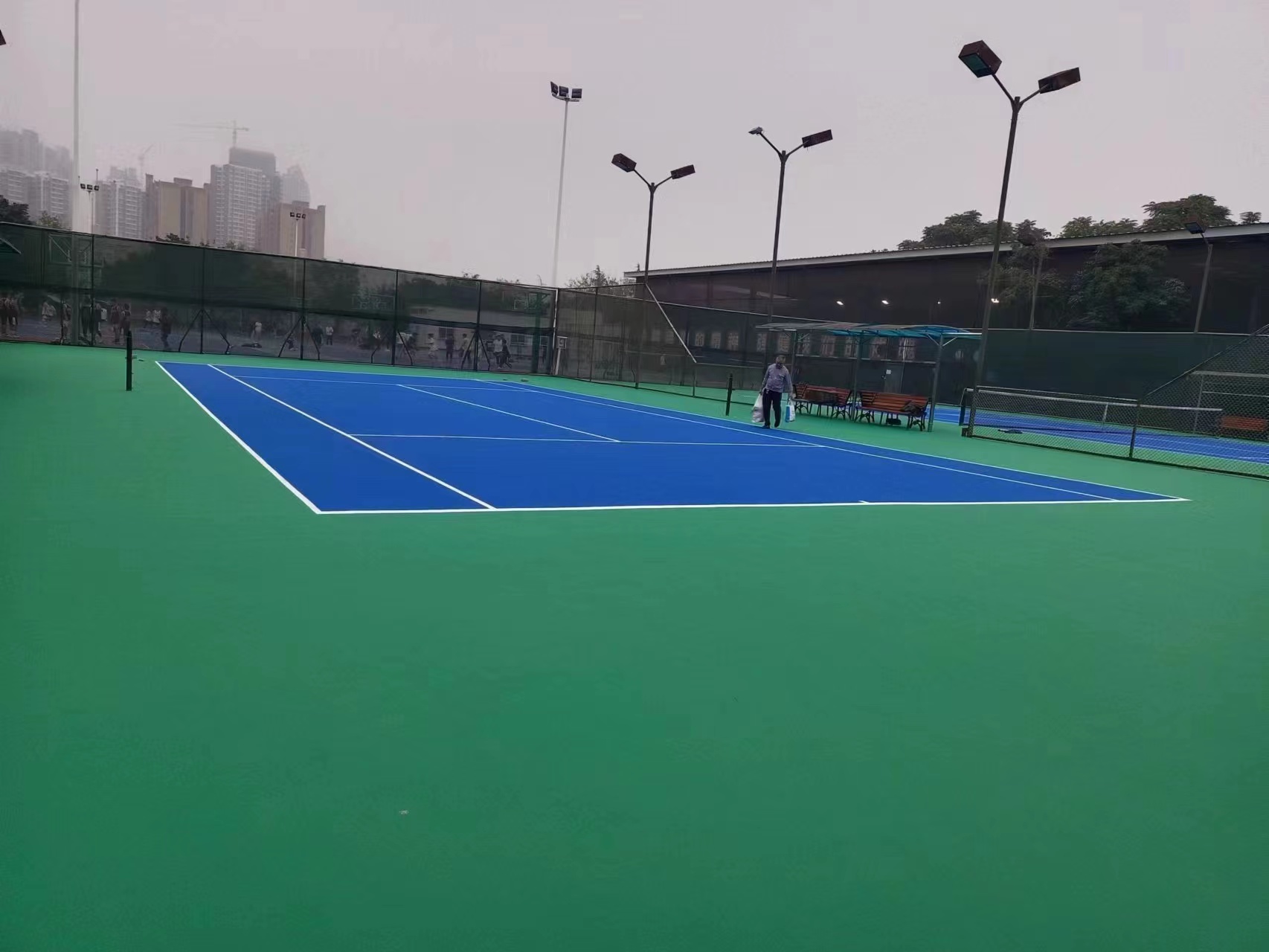 青海丙烯酸球場材料價格