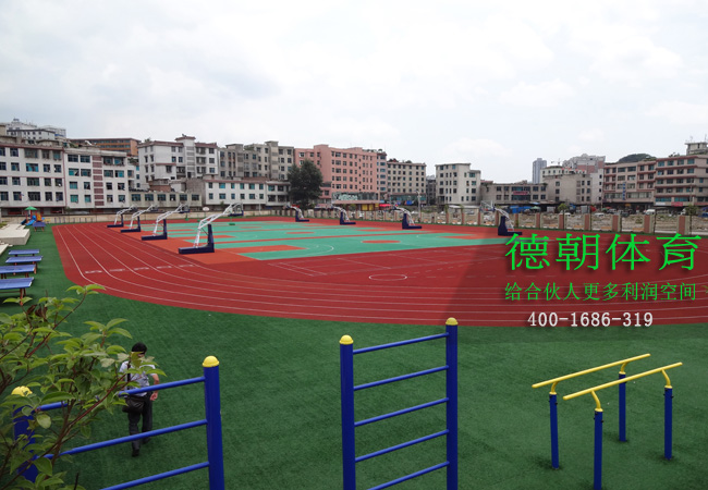 學(xué)校塑膠跑道施工