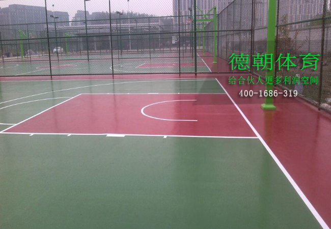 新國標(biāo)硅PU球場材料