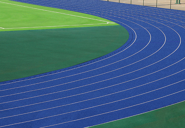新國標(biāo)透氣型塑膠跑道