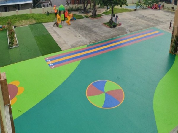 新國標(biāo)EPDM塑膠跑道