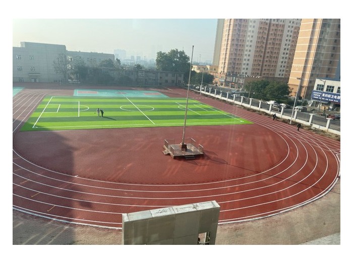 小學(xué)運(yùn)動(dòng)場(chǎng)