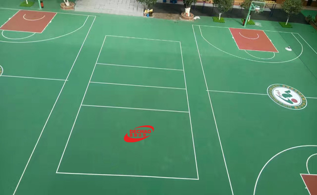 廣西玉林一中心小學(xué)1580平方丙烯酸球場(chǎng)完工!