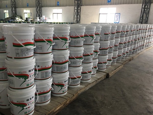 丙烯酸球場材料