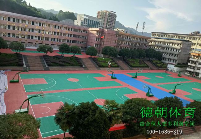 新國標(biāo)硅PU球場材料