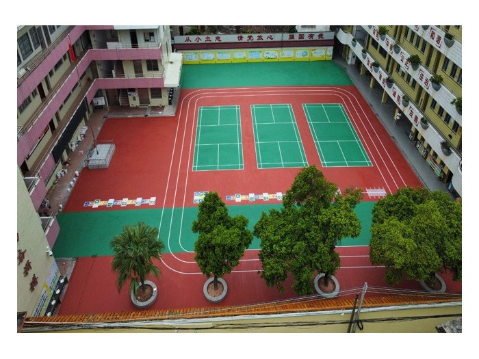 廣東肇慶德慶縣第三小學(xué)1700平方4mm彈性丙烯酸球場(chǎng)