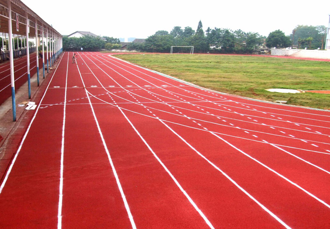 新國標(biāo)塑膠跑道材料價(jià)格