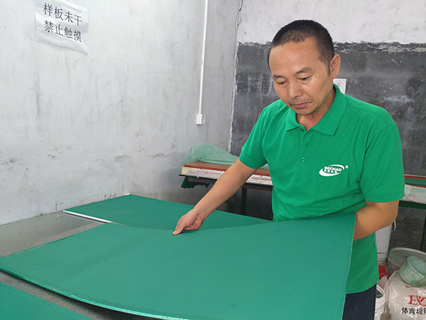 德朝-樣板工程師王德清