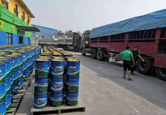 外籃球場地面材料