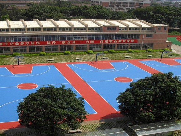 新國標(biāo)硅PU球場材料