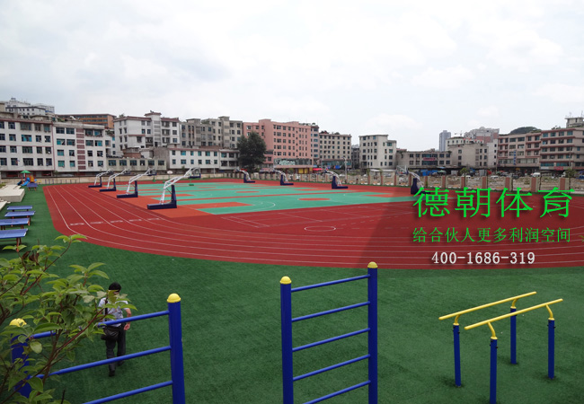 新國(guó)標(biāo)混合型塑膠跑道
