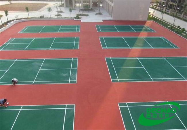 羽毛球場地面