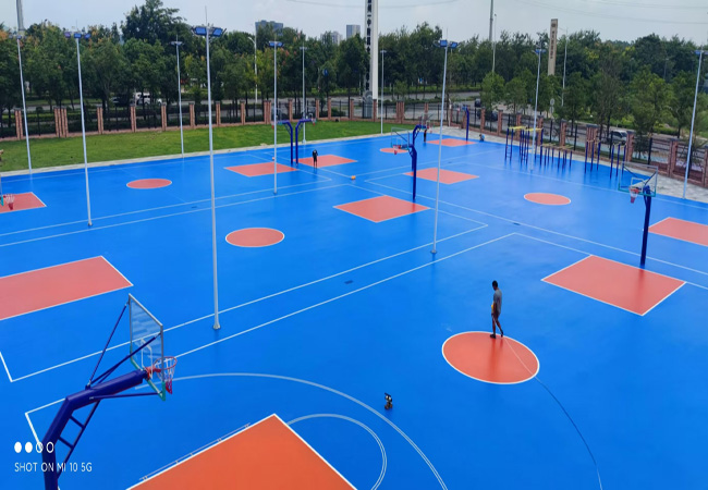 學(xué)校硅PU球場