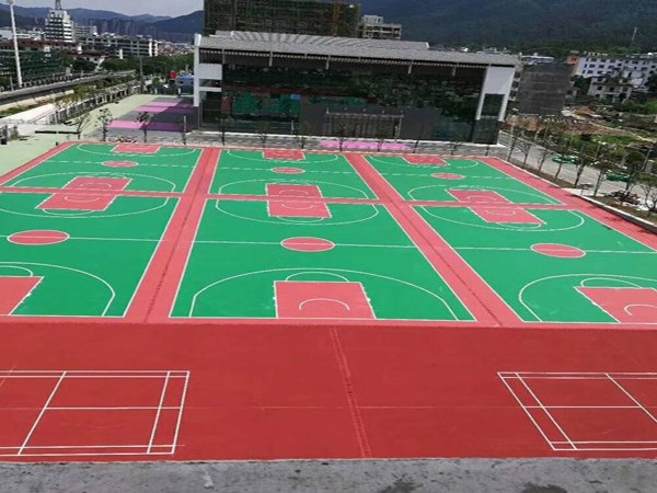 新國(guó)標(biāo)硅PU籃球場(chǎng)材料