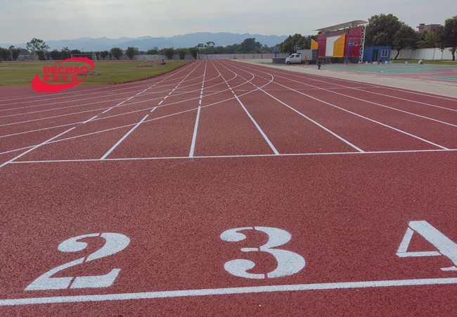 重慶混合型跑道