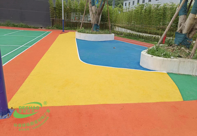 甘肅小區(qū)幼兒園EPDM塑膠跑道